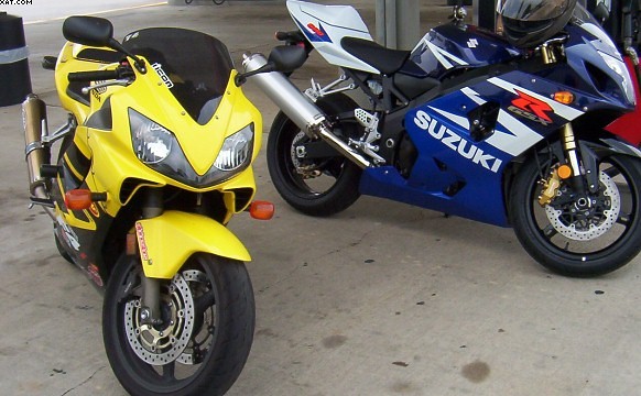 seans gsxr my cbr